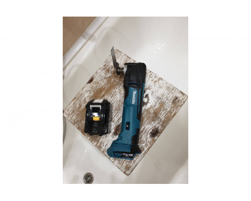 Makita DTM51Z Мультитул