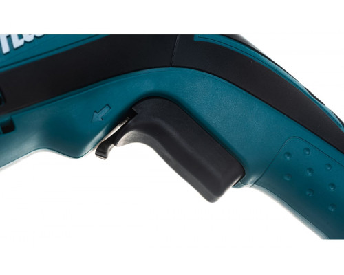 Makita TD0100 Шуруповерт