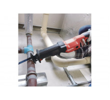 Makita M4501 Пила саб,1010Вт,0-2800 рез\м,ход-28мм,рез-255мм,3.2кг,чем