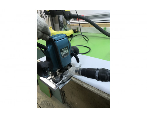 Фрезер Makita RP0900K