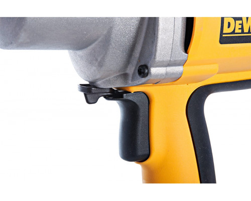 Импульсный гайковерт, 3/4'', 710 Вт, 440 Нм,  2200 об./мин.,  2700 уд./мин., 3.2 кг DeWalt