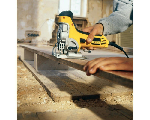 Лобзик DeWalt DW333KT-QS 701 Вт, 26 мм в кейсе.