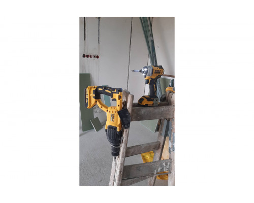 18В ультра компакт имп.шуруповерт, 2Ач DCF809D2T-QW DeWalt